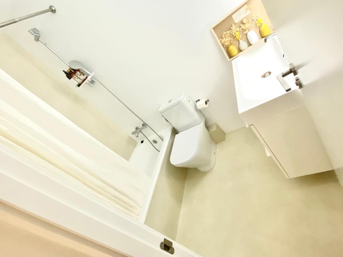 Barcelona Chic Apartments- Free Parking - 10 Min From Bcn City Centre By Metro Extérieur photo